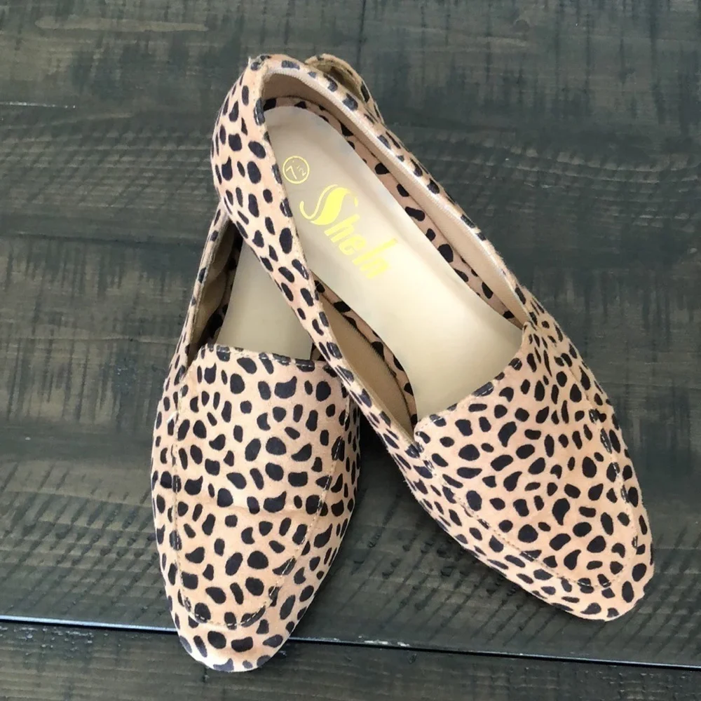 SHELN Cheetah Printed Loafers
